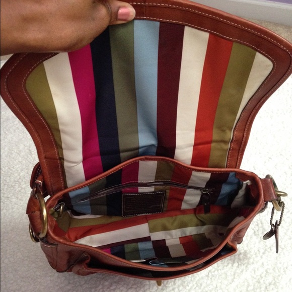 🍁Auth- COACH Legacy Ali Whiskey leather hobo🍁 - Picture 5 of 5